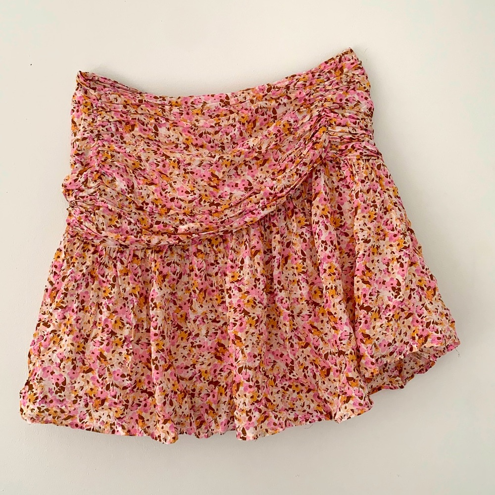 Beautiful floral skirt with ruching
